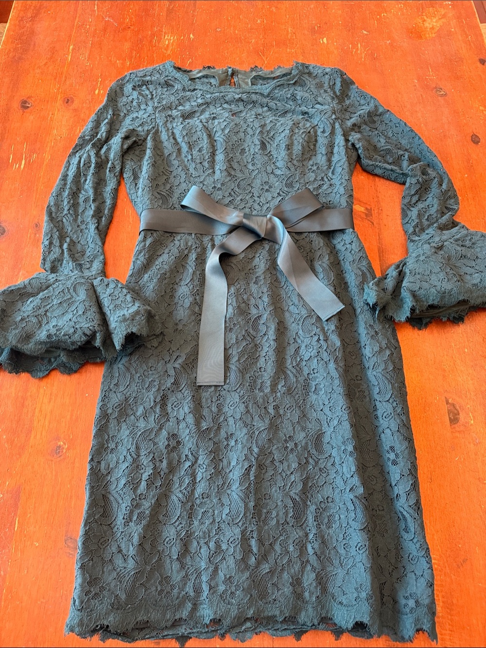 Bell Long Sleeve Lace Dress with Satin Waist Tie in Teal